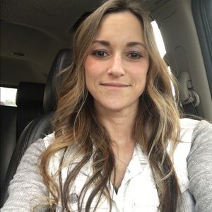 Meet your Posher, Candice